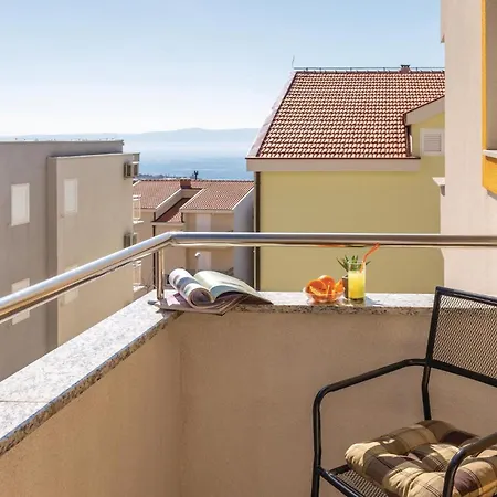 Two-bedroom In דירה *