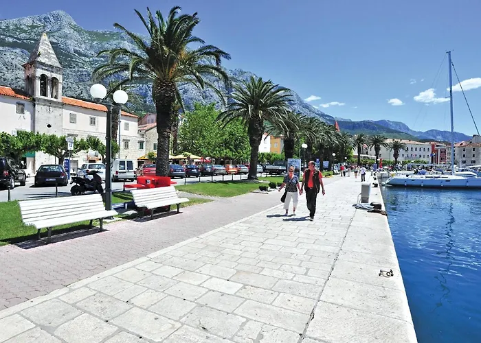 Daire Two-bedroom In Makarska
