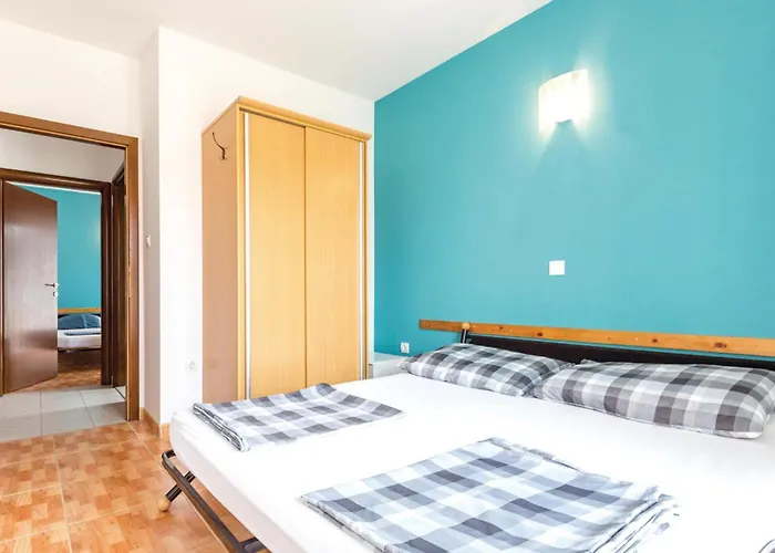 Two-bedroom In Макарська