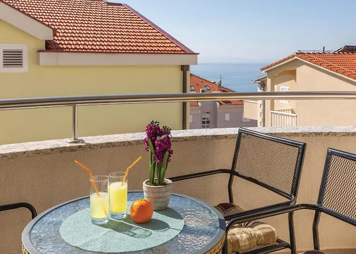 Two-bedroom In Makarska